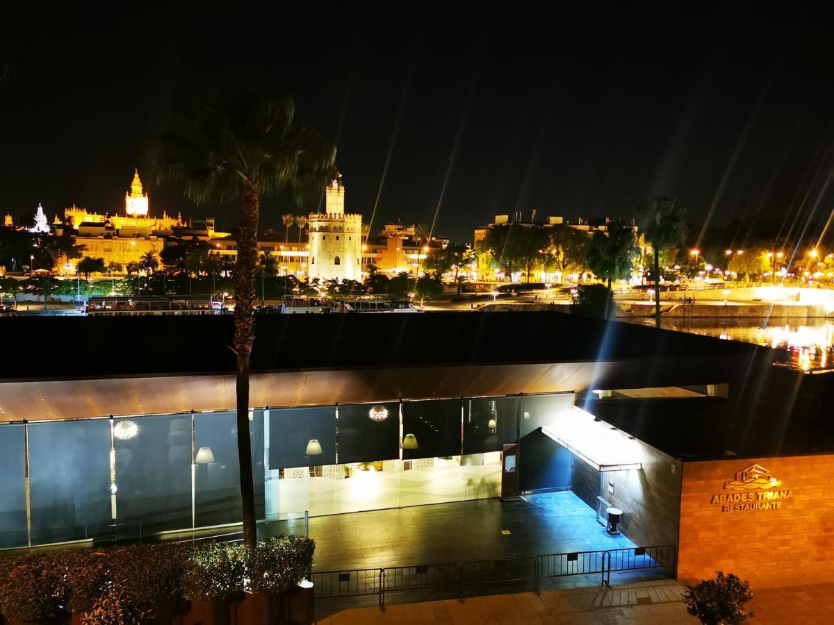 Betis Del Oro Apartment Seville Exterior photo