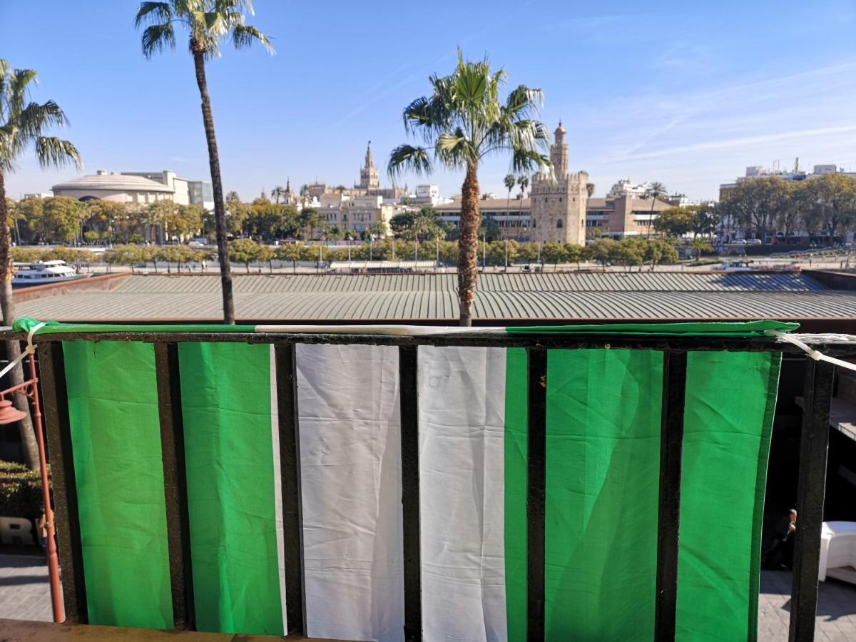 Betis Del Oro Apartment Seville Exterior photo