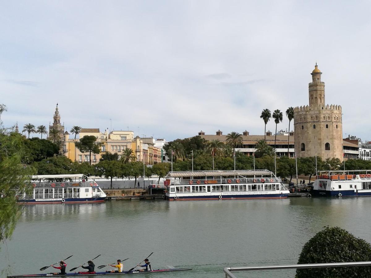 Betis Del Oro Apartment Seville Exterior photo