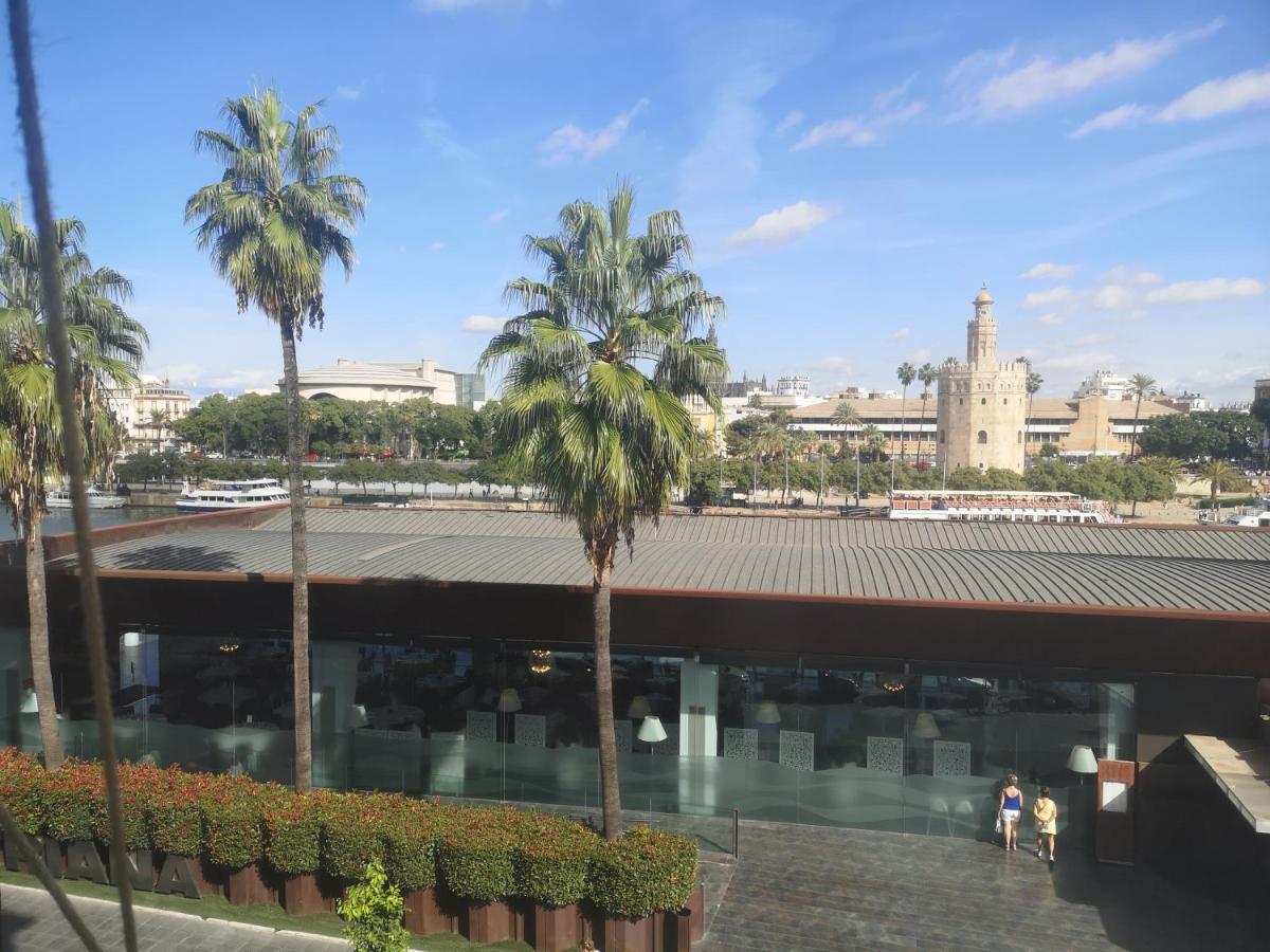 Betis Del Oro Apartment Seville Exterior photo