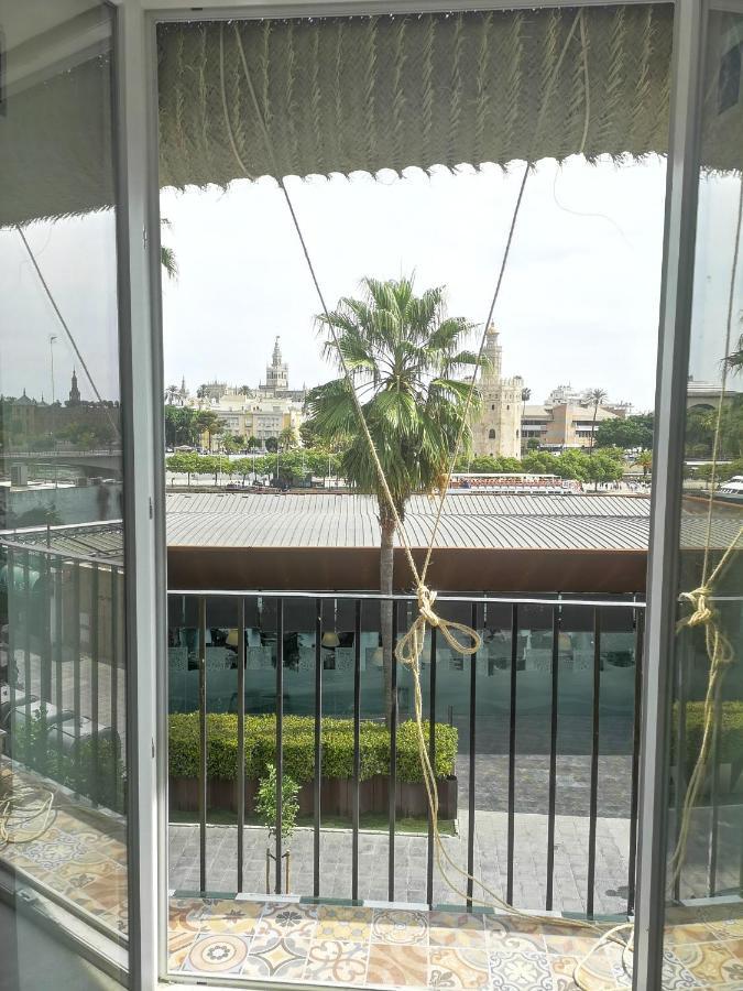 Betis Del Oro Apartment Seville Exterior photo