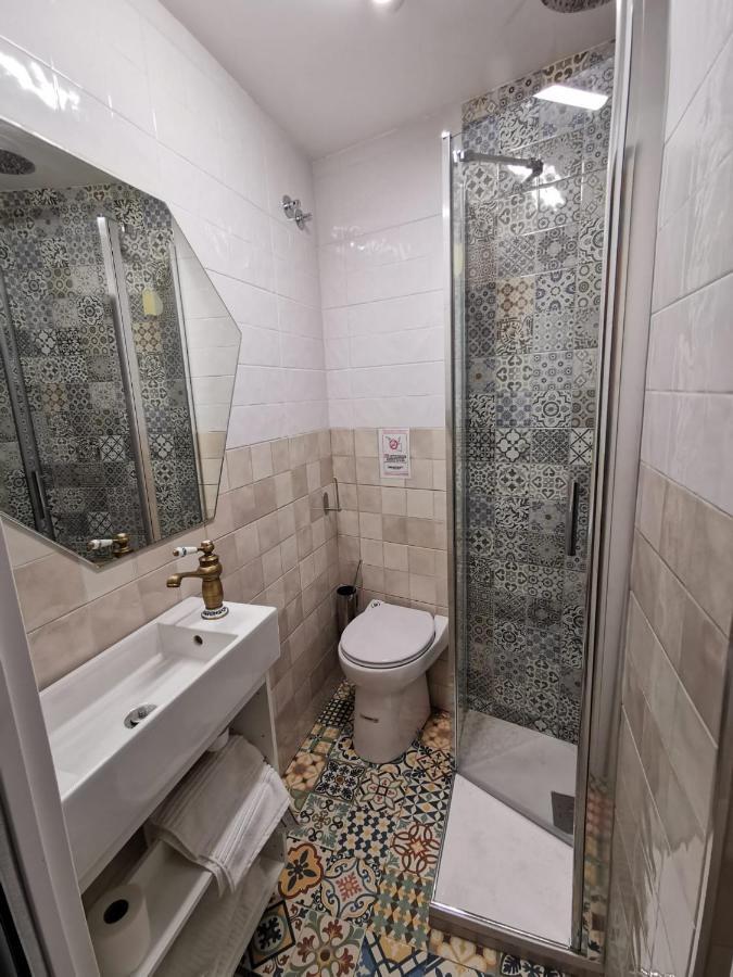 Betis Del Oro Apartment Seville Exterior photo